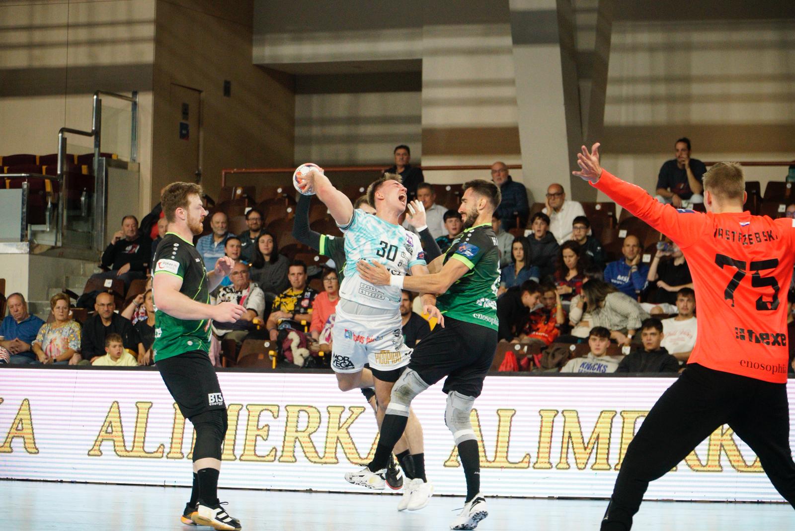 Las mejores imágenes del Abanca Ademar - RK Nexe