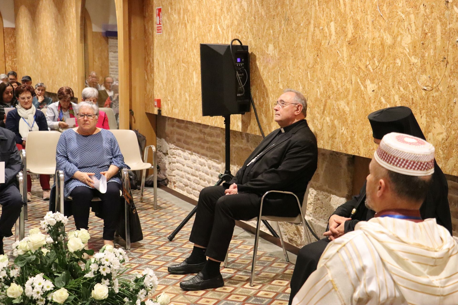 Las imágenes del rezo comunitario en León