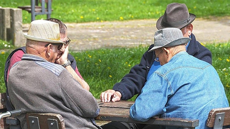 León, entre las ciudades más envejecidas y con menor tasa de actividad
