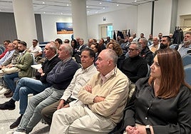 Reunión de los cargos públicos de UPL.