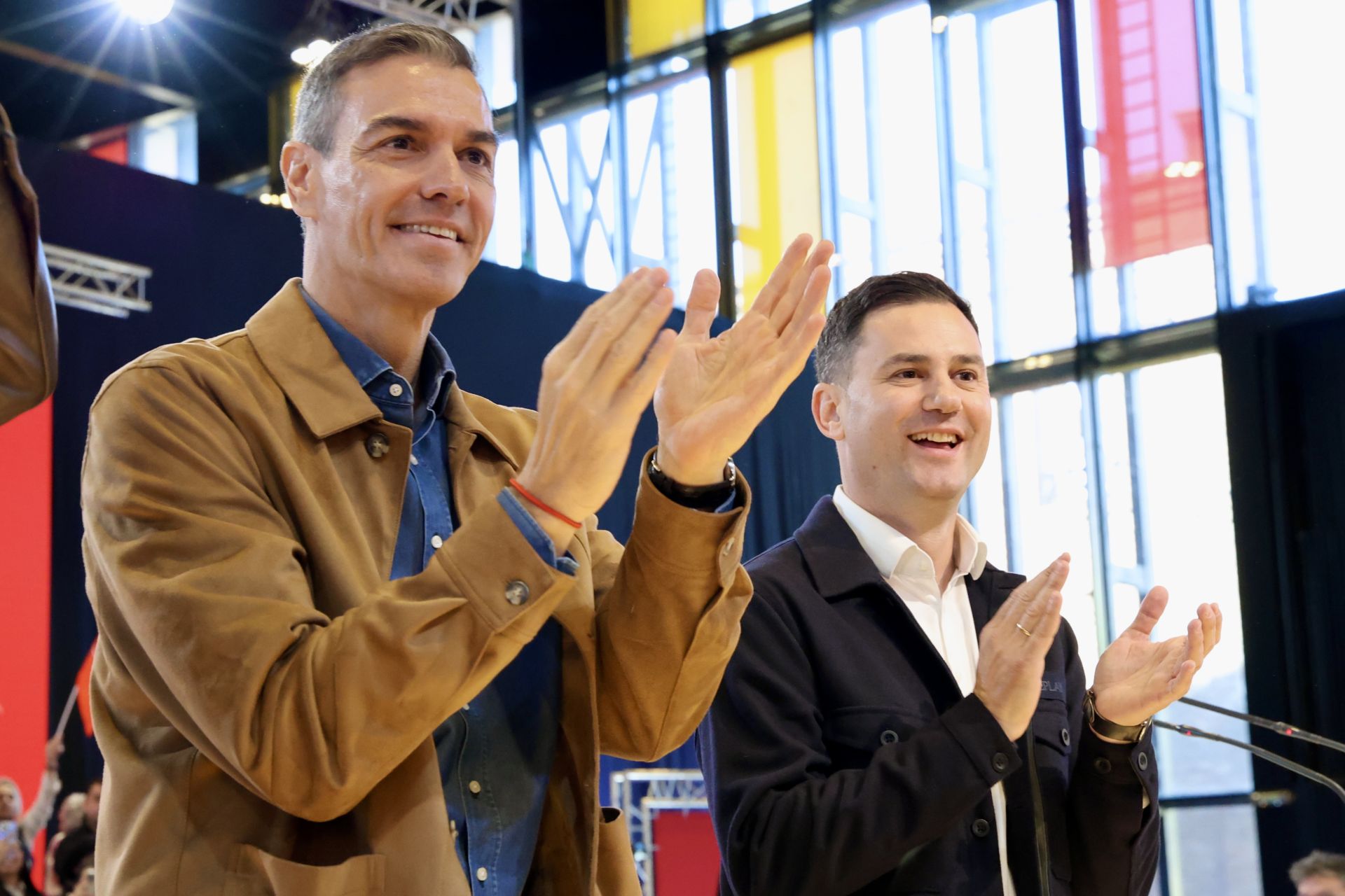 El acto del PSOE con Sánchez en León, en imágenes