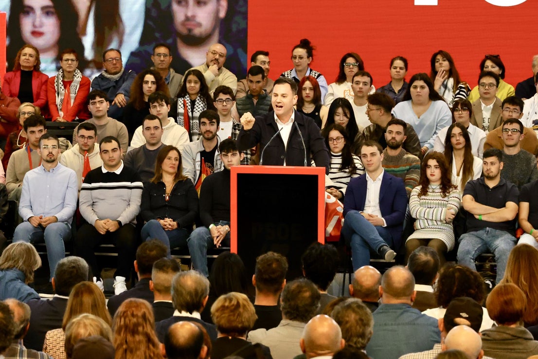 El acto del PSOE con Sánchez en León, en imágenes | leonoticias.com