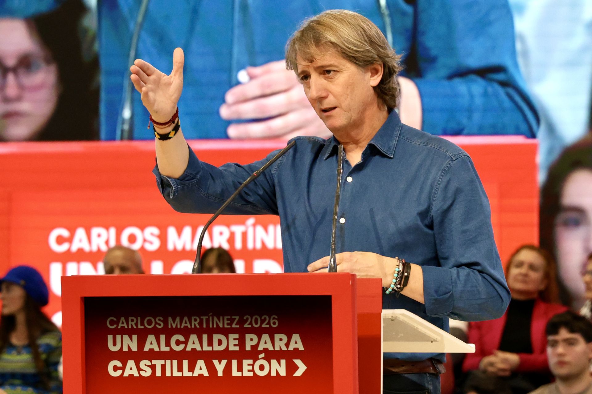 El acto del PSOE con Sánchez en León, en imágenes