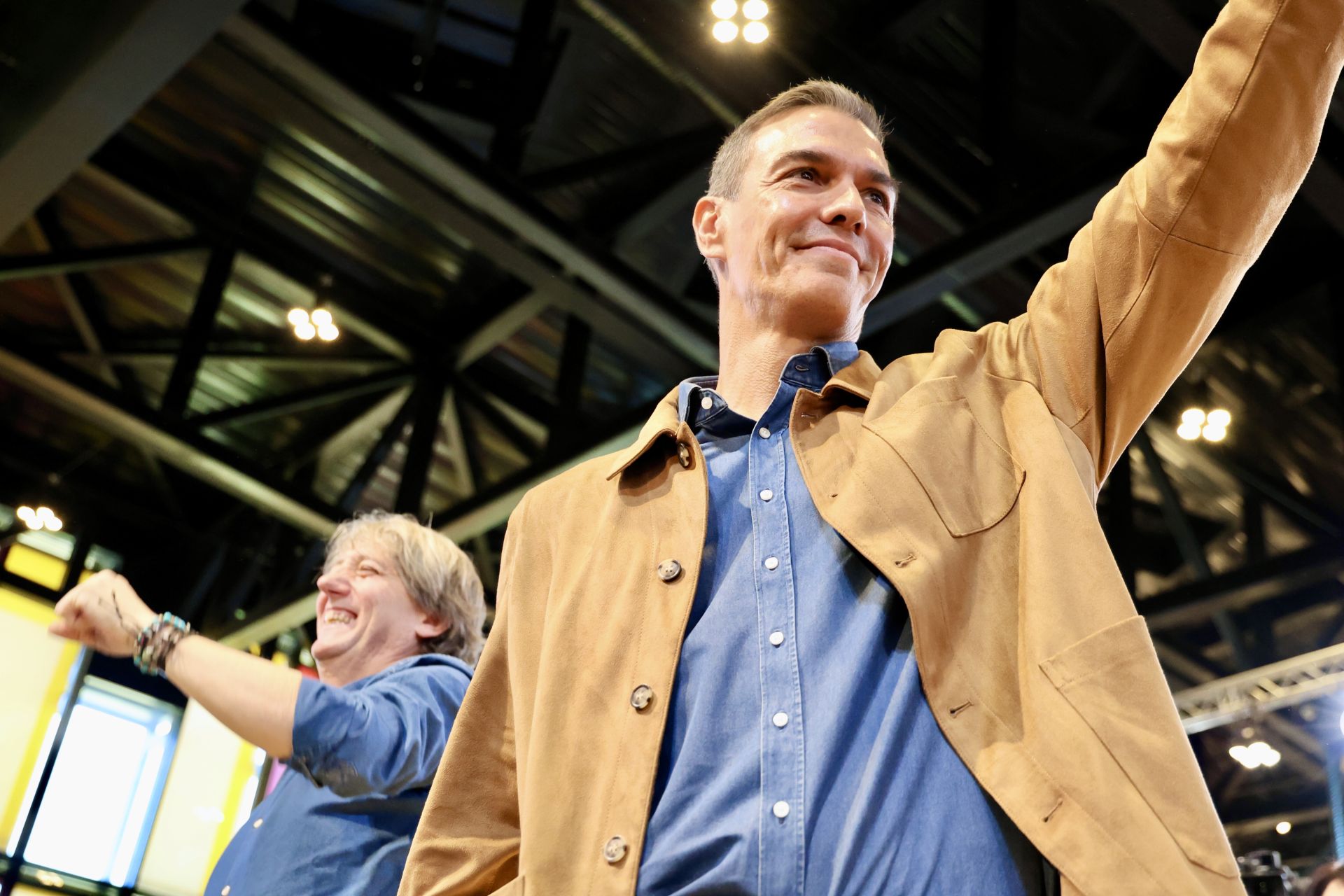 El acto del PSOE con Sánchez en León, en imágenes