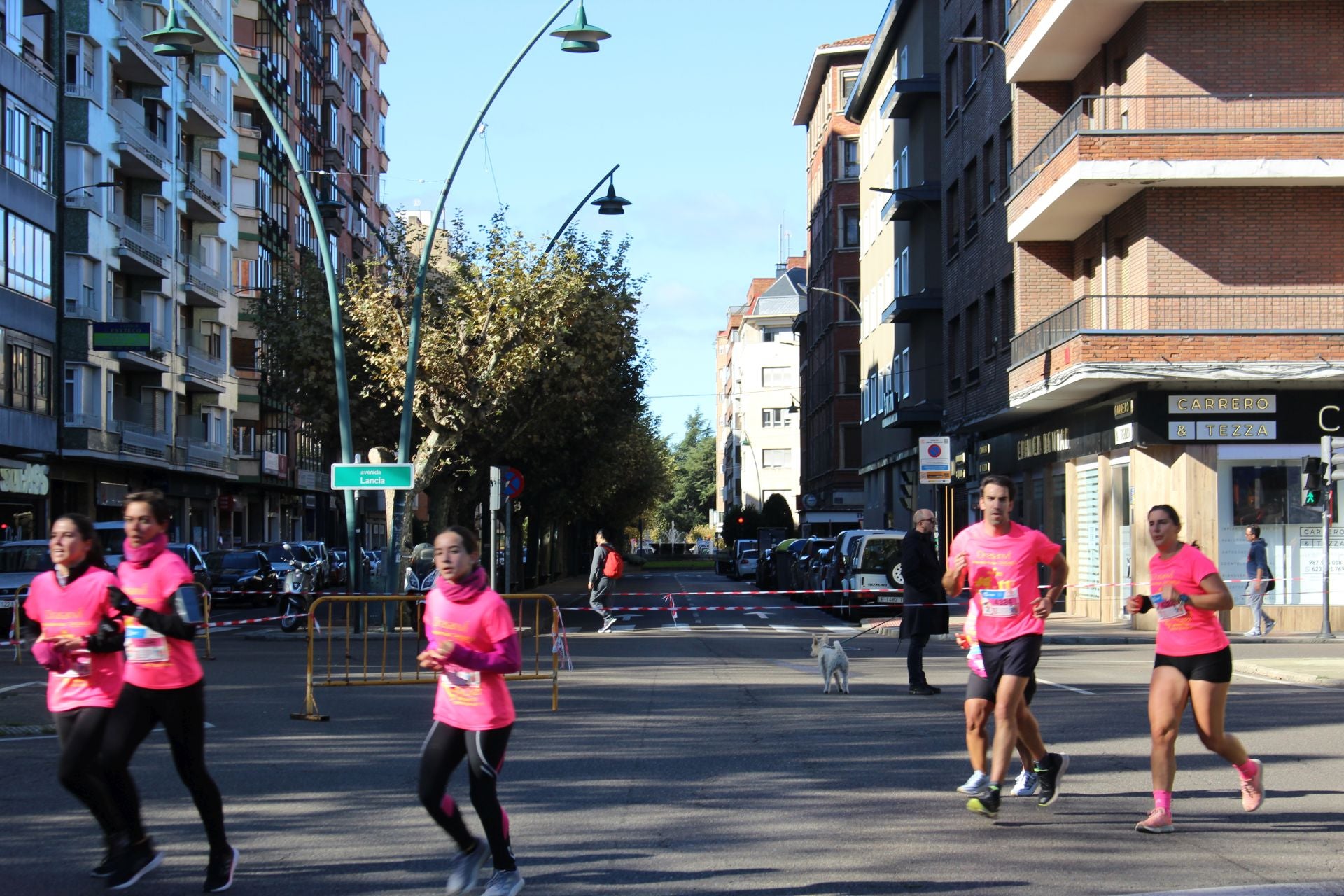 Las imágenes de las participantes en la Carrera de la Mujer en León 2025