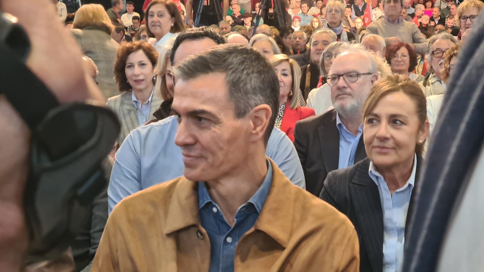 Las imágenes del acto de Sánchez con el PSOE en León