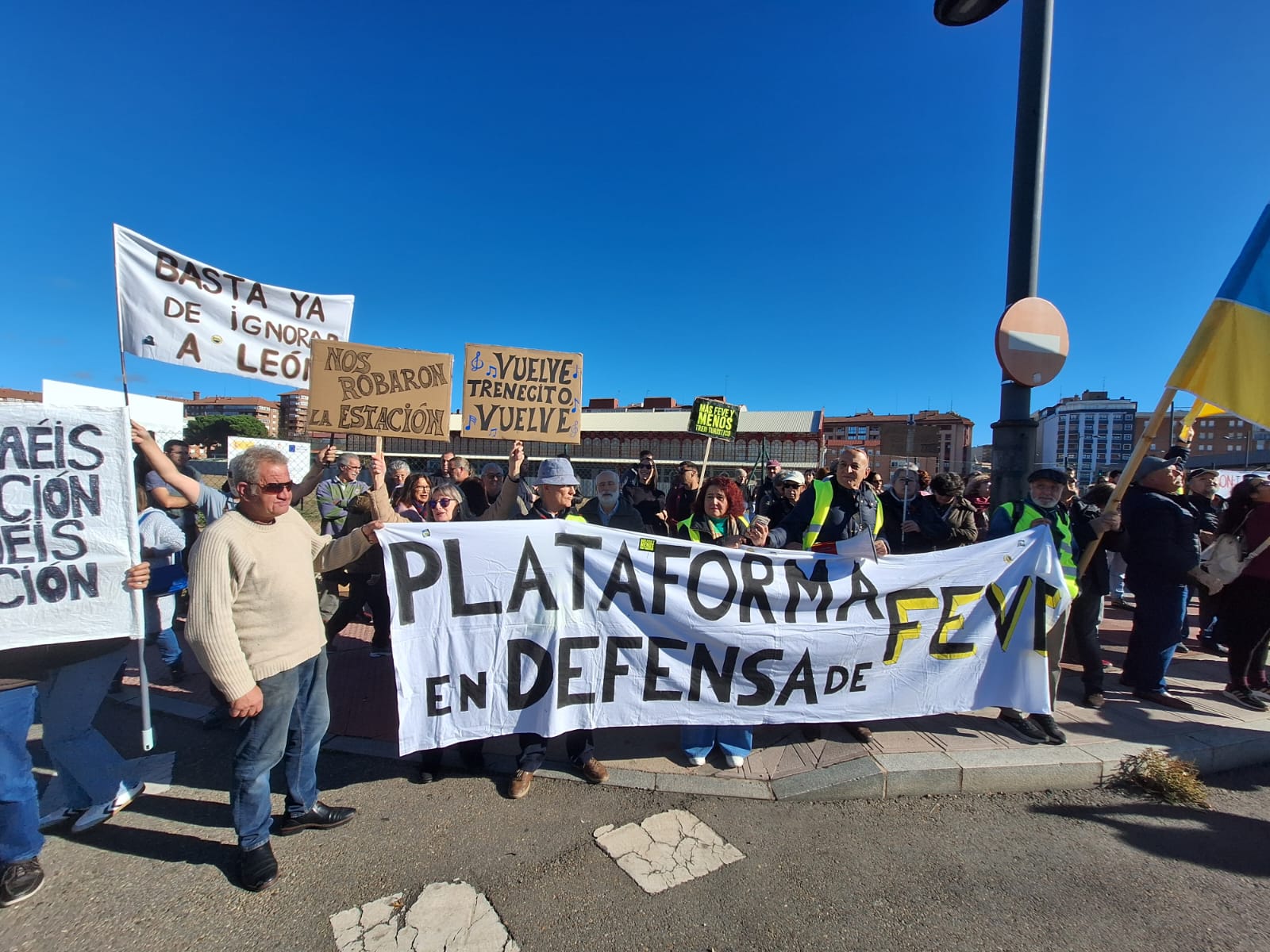 Las imágenes del acto de Sánchez con el PSOE en León