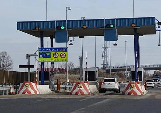 Peaje en la autopista León-Astorga.