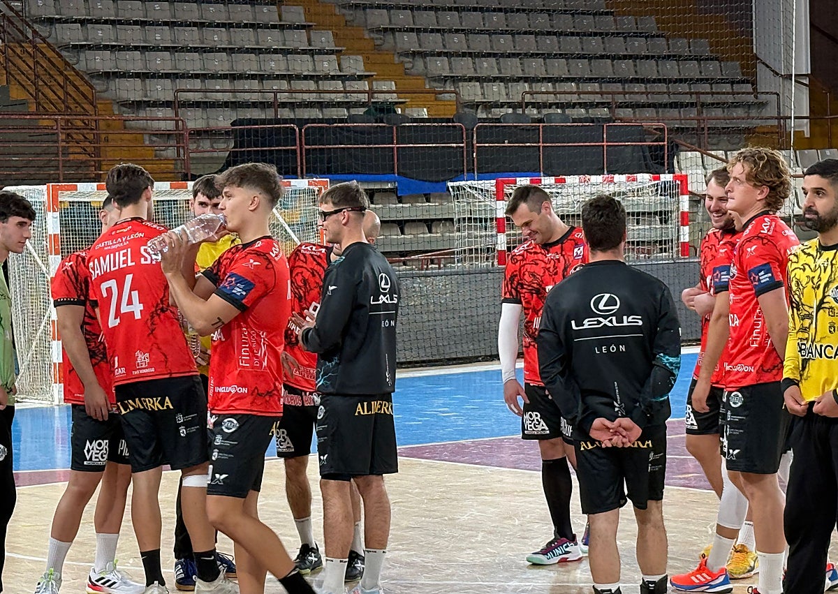 Imagen secundaria 1 - Partido por la inclusión entre Abanca Ademar y Soltra