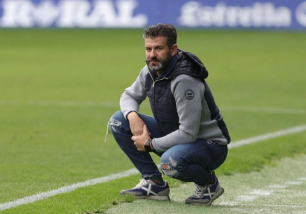 Fernando Estévez, técnico de la Ponferradina.