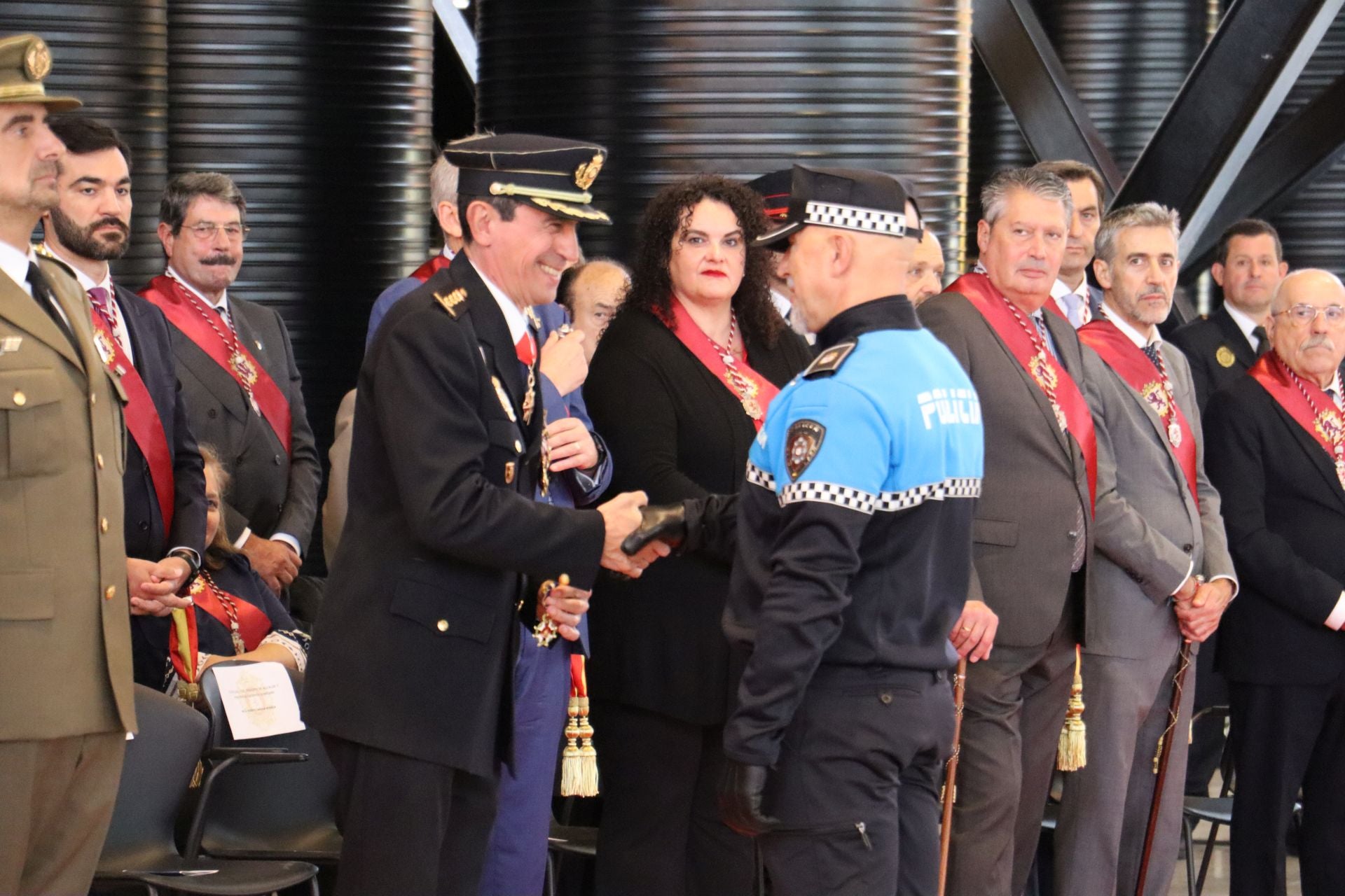 Las imágenes del homenaje de León a la Policía Local