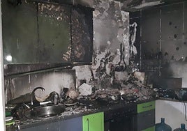 Imagen del incendio en la vivienda.