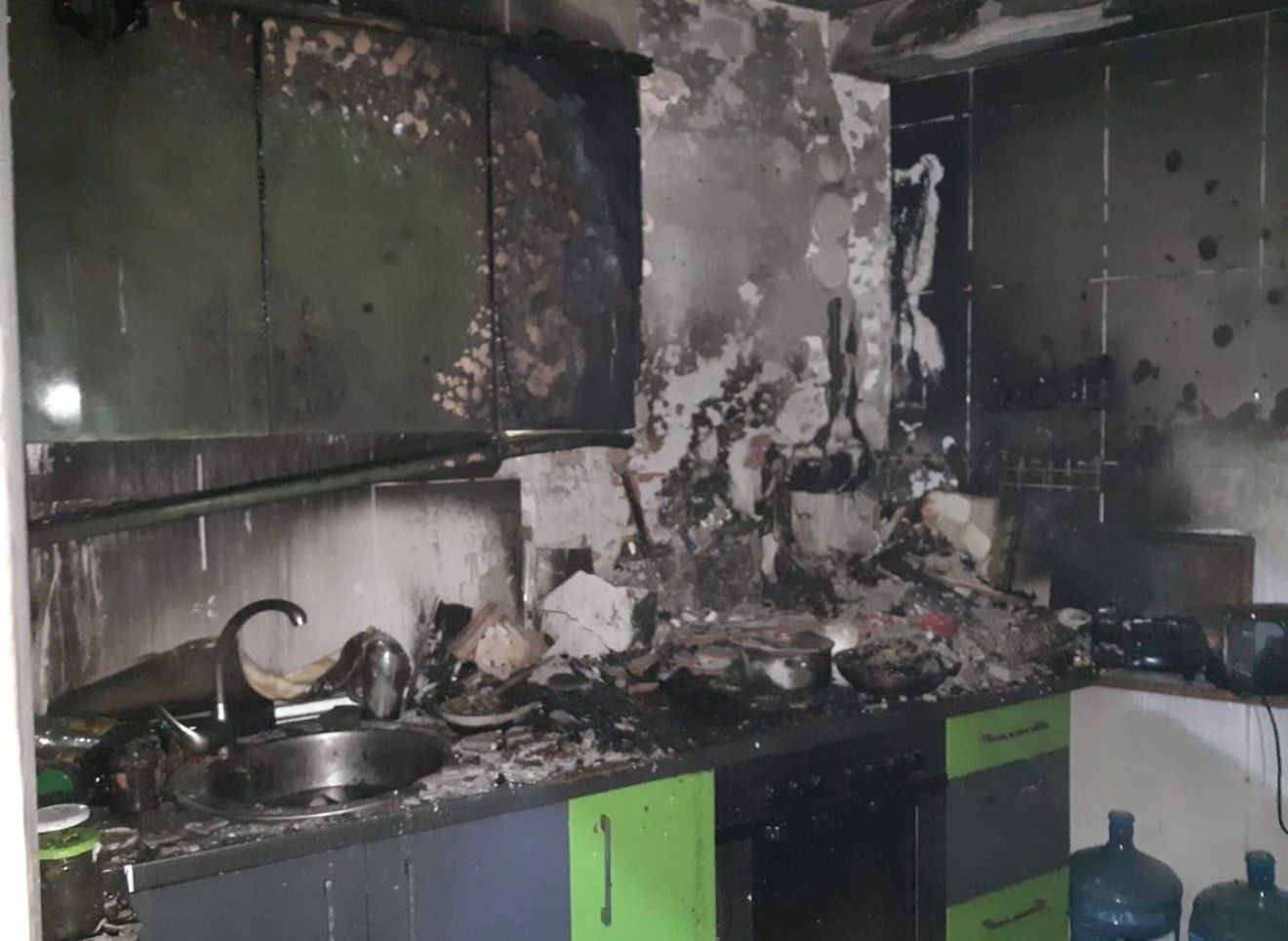 Imagen del incendio en la vivienda.