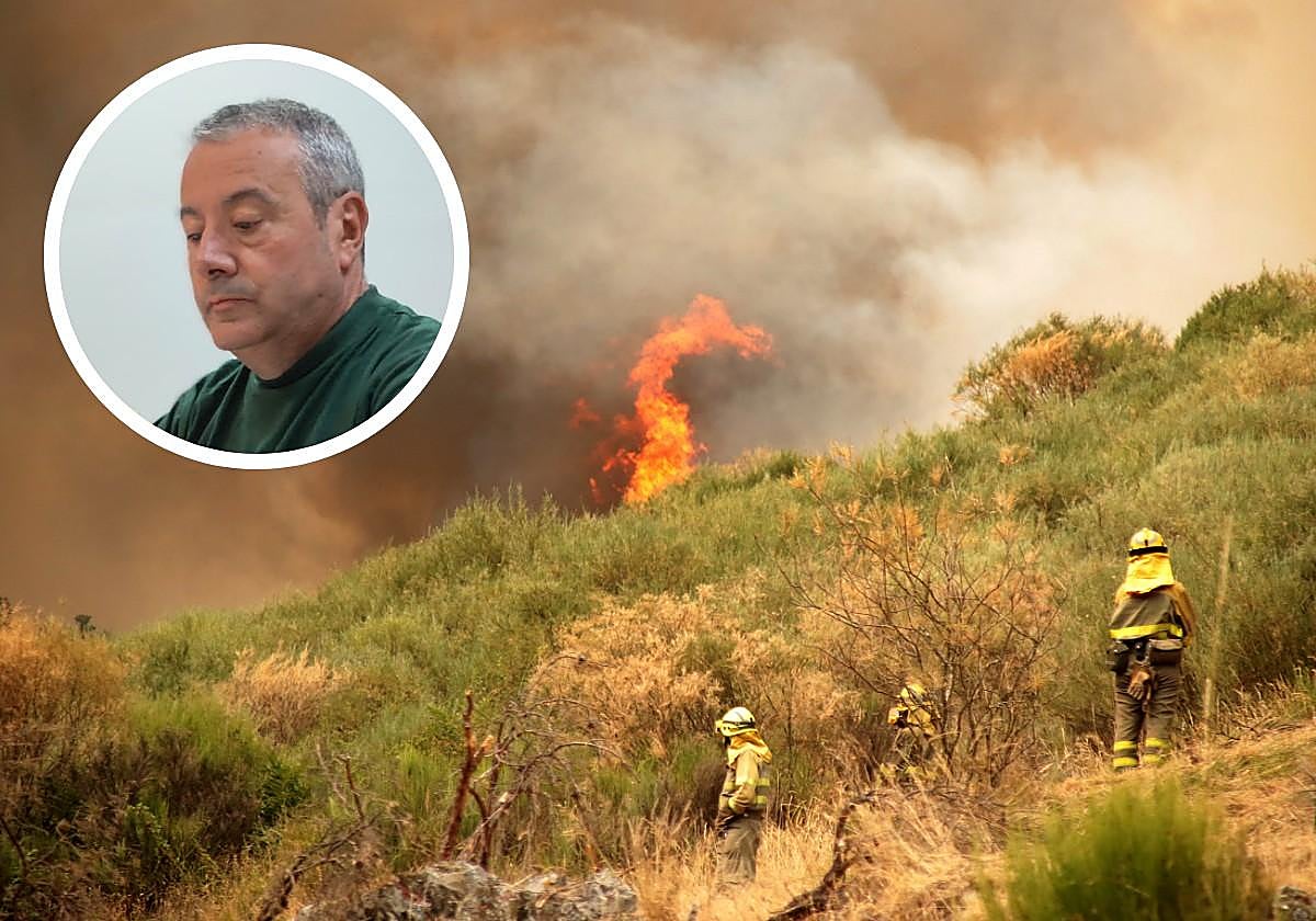 Incendio en Fasgar este verano y Alfonso Vallecillo, agente medioambiental de la Junta.