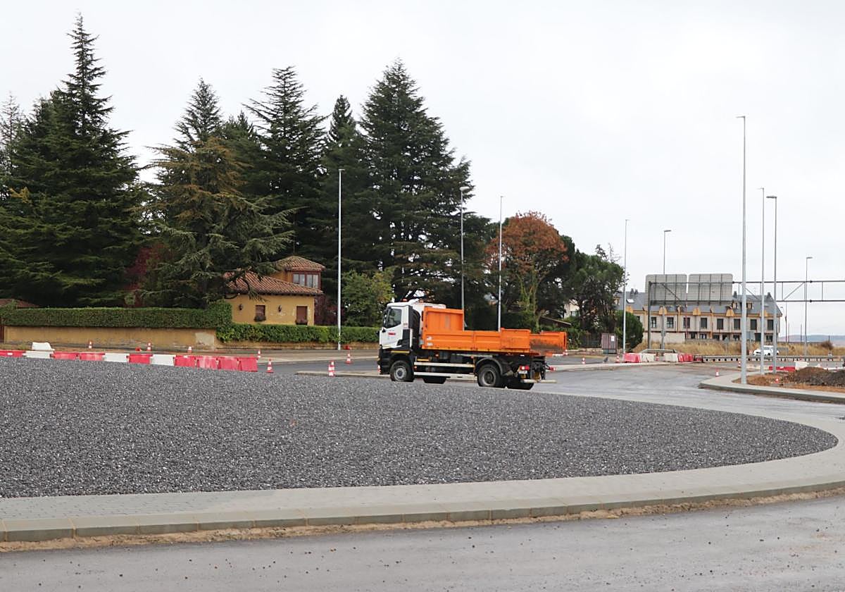 Situación actual de la obra de la rotonda en la N-120.