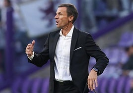 'Cuco' Ziganda, en su partido de debut con la Cultural en el José Zorrilla.