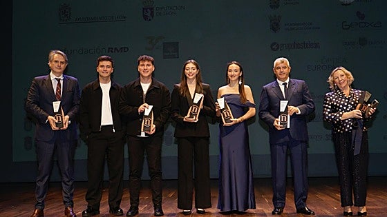 Los premios Leonoticias ensalzan lo nuestro: «El futuro no está fuera de León, el futuro lo tenemos aquí»