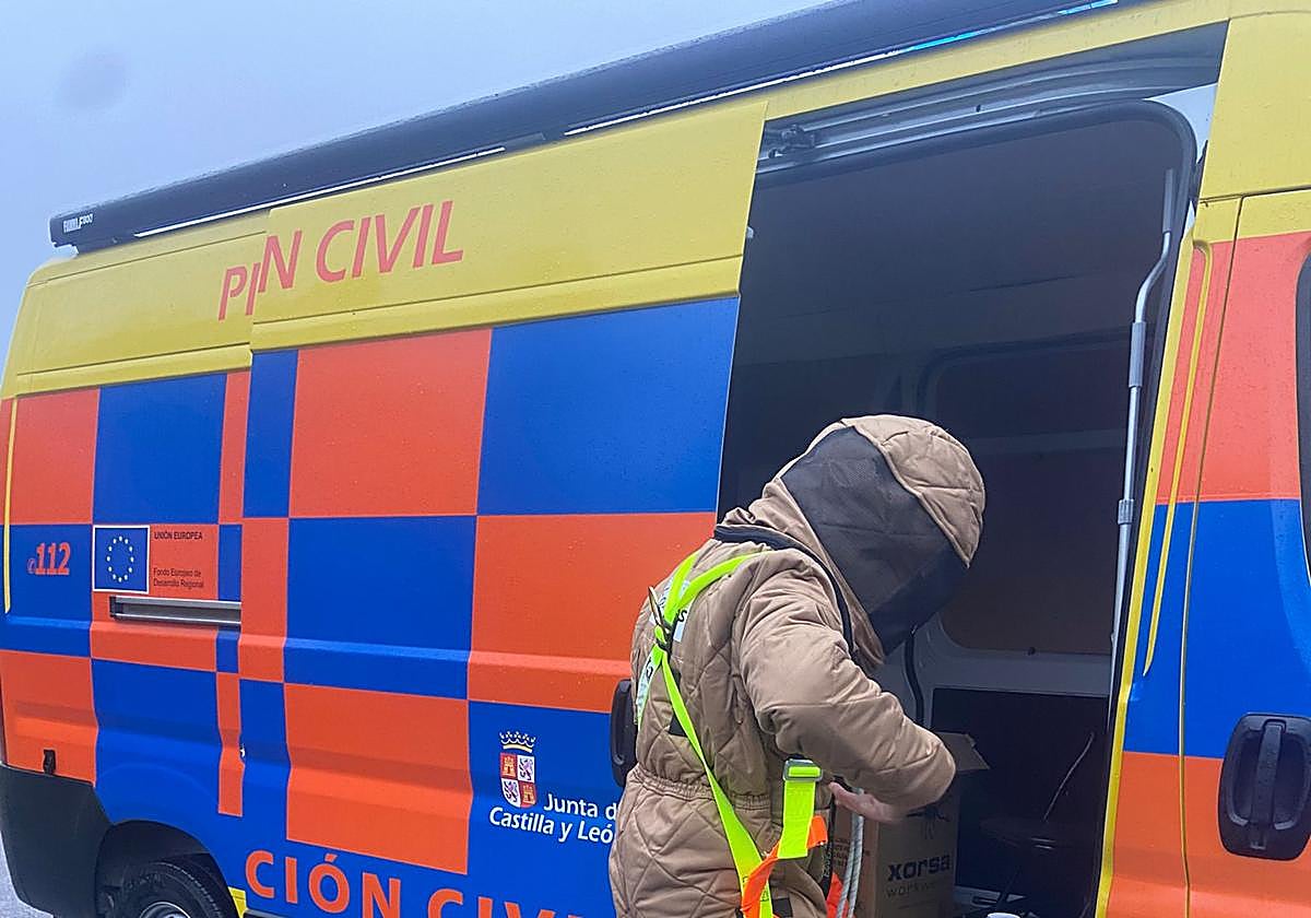 Imagenes de Protección Civil en Sariegos.