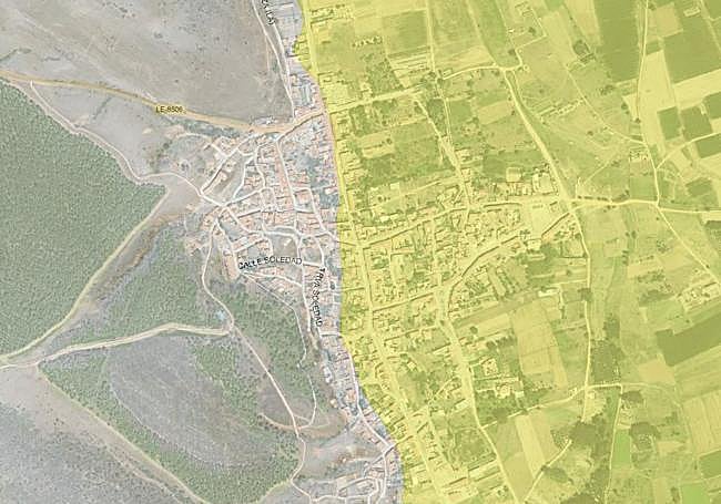 Alija del Infantado quedaría divida entre la zona inundada -sombreada en amarillo- frente a la que quedaría libre en caso de una avenida excepcional de agua.