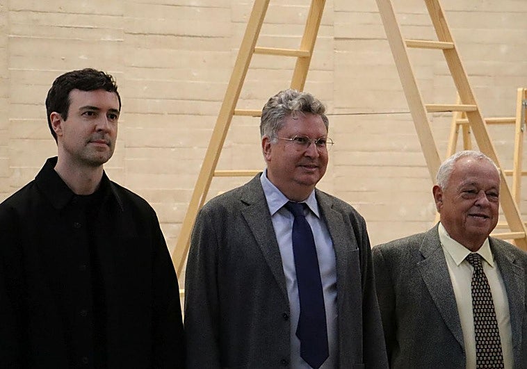 Musac'ı dünya elitleri arasına taşıyan yönetmen Álvaro Rodríguez Fominaya'nın sözleşmesini 2029'a kadar uzatıyor