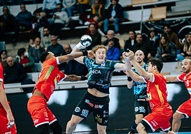 Acción del partido en Huesca.