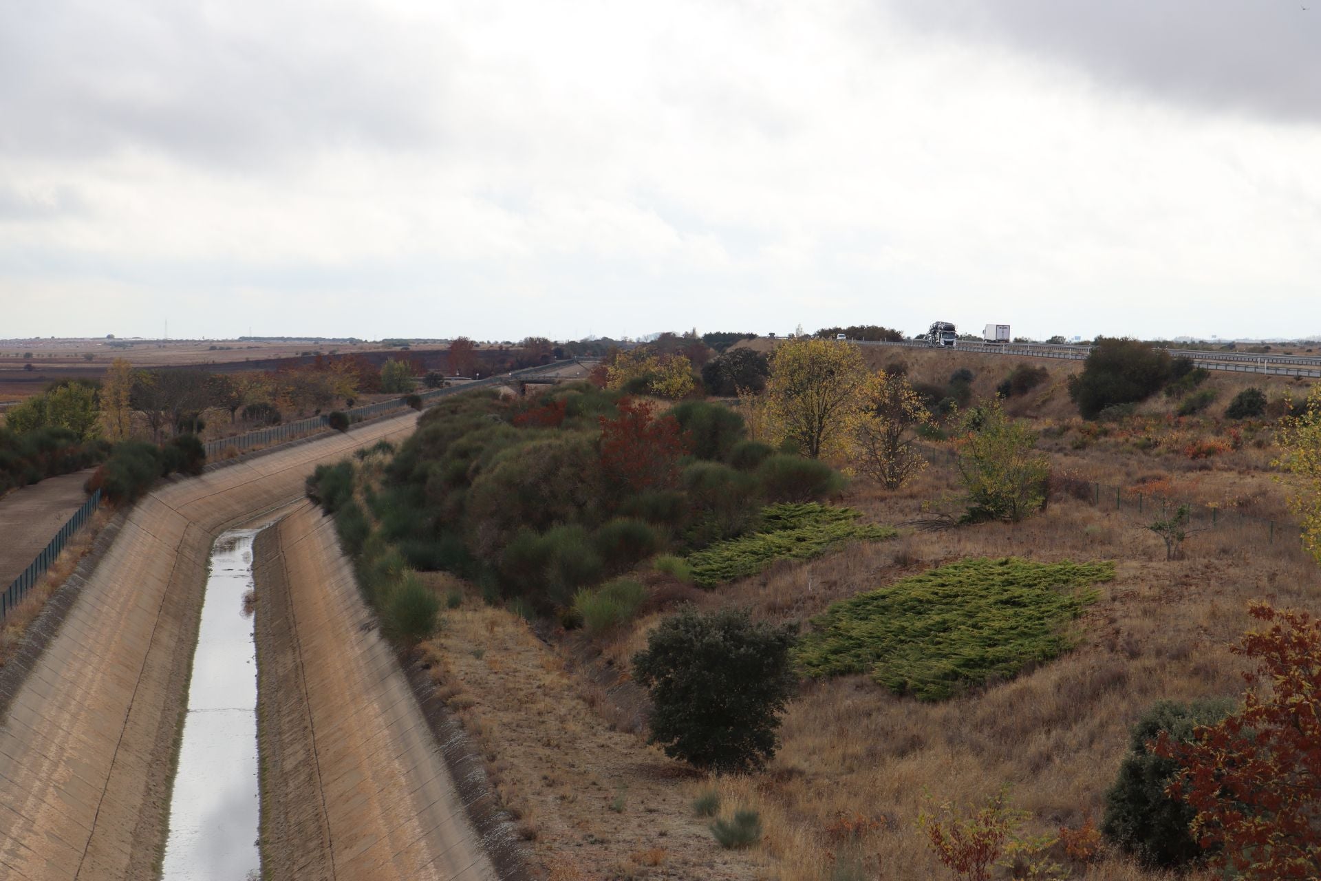 Las imágenes del &#039;nacimiento&#039; del Canal del Páramo Bajo en León