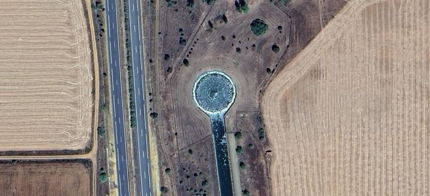 Las imágenes del &#039;nacimiento&#039; del Canal del Páramo Bajo en León