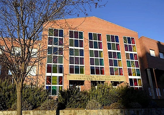 Facultad de Económicas.