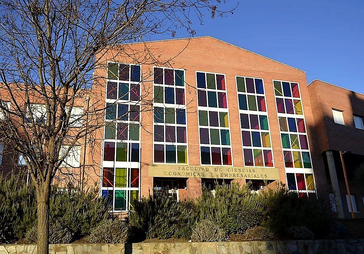 Facultad de Económicas.