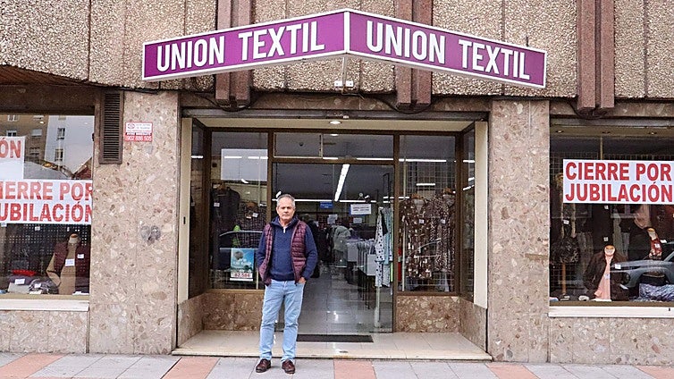 Julián Gutiérrez, propietario del establecimiento.