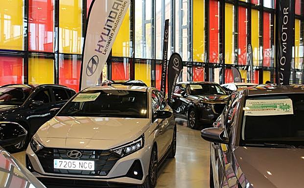 Lemauto en el salón del automóvil de León