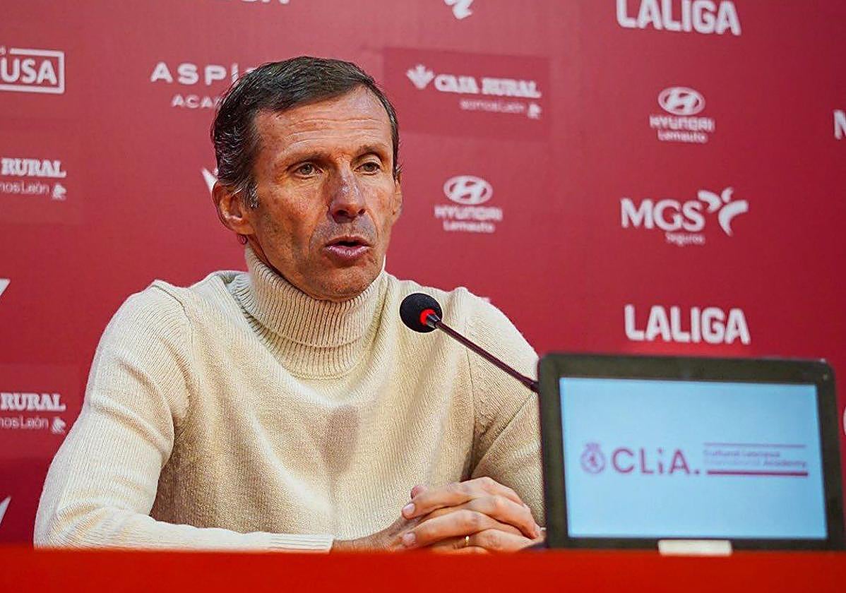 Ziganda, en sala de prensa.