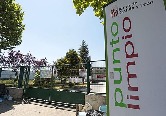 unto limpio ubicado tras el centro comercial de Carrefour en León.