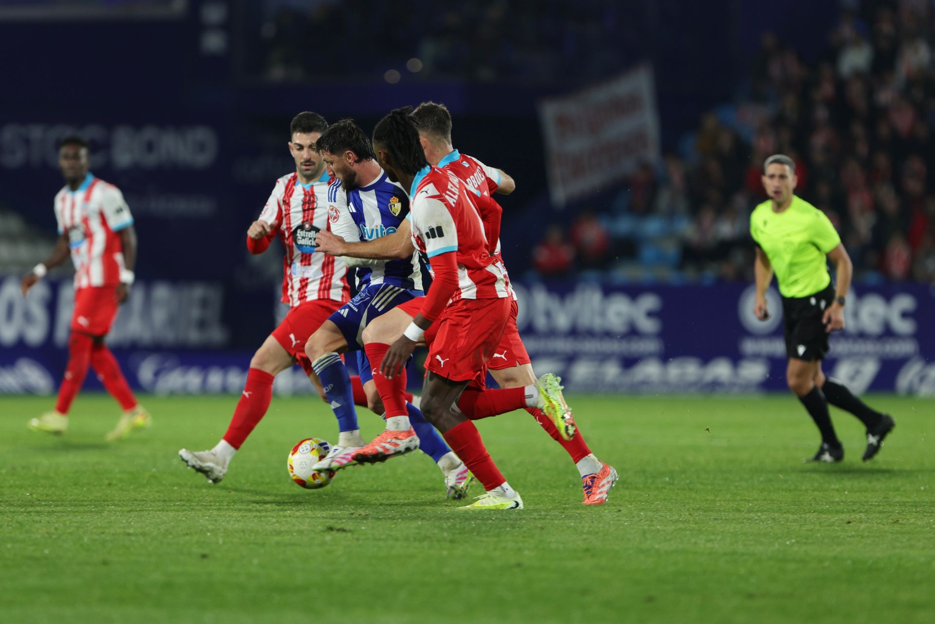 Las imágenes del partido entre la Ponferradina y el Lugo
