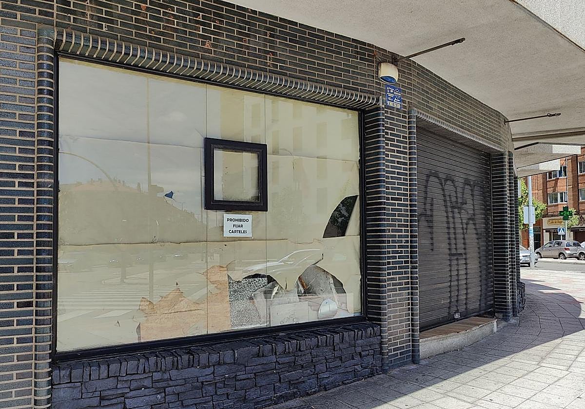 Un comercio cerrado en León capital.