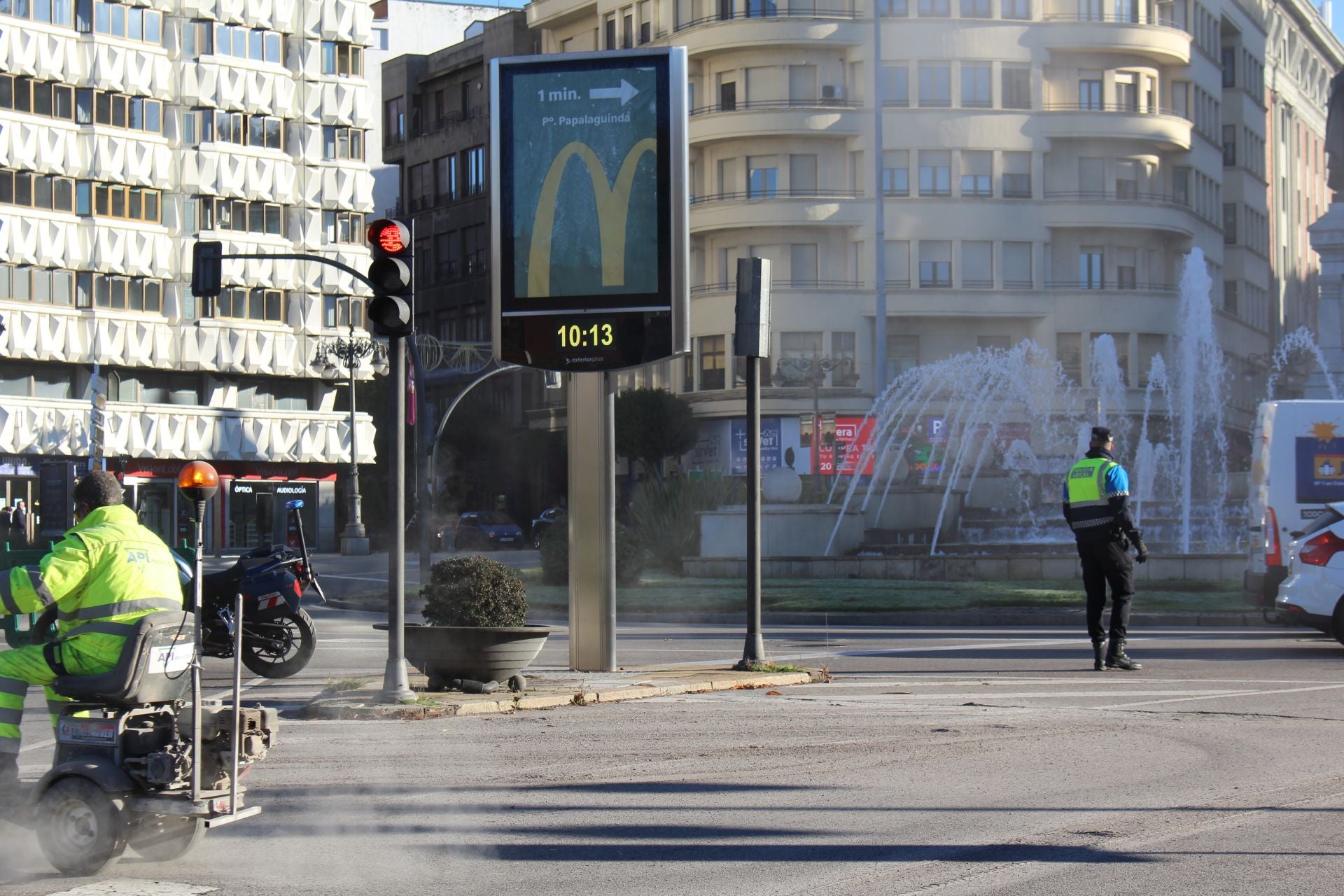El Puente de los Leones, cortado al tráfico