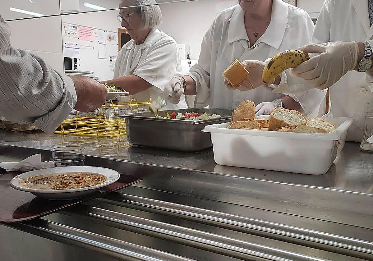 Servicio de comedor social de Asleca.
