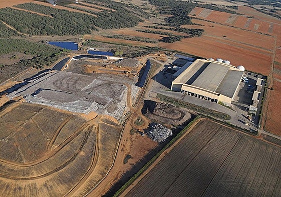 El proyexto del macrovertedero.