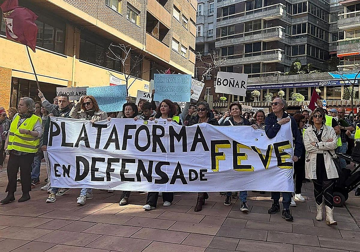 Una de las manifestaciones en defensa de Feve.