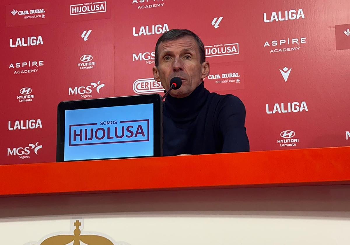 Ziganda, en la comparecencia previa al duelo del Cádiz.