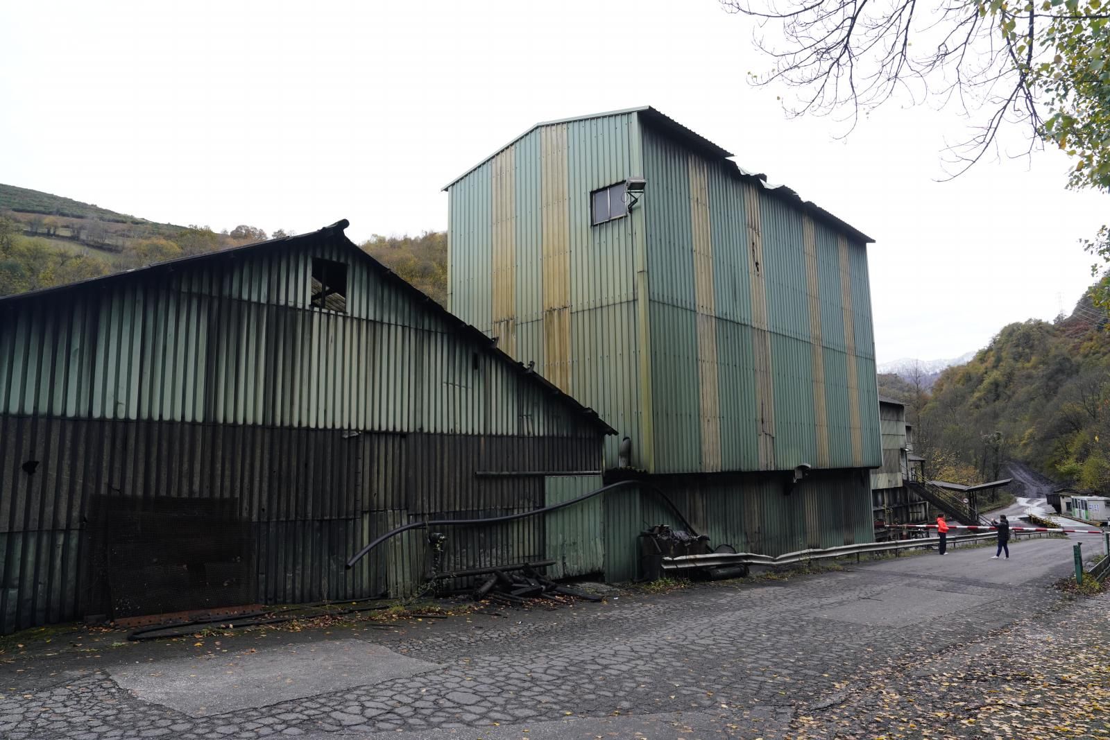 Las imágenes del accidente minero en Cangas del Narcea