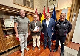 Reunión entre los responsables.