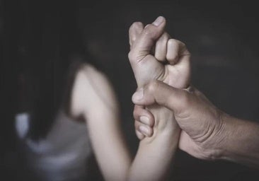 Rebajan cuatro años la pena de prisión al agresor sexual de una adolescente de 15 en León