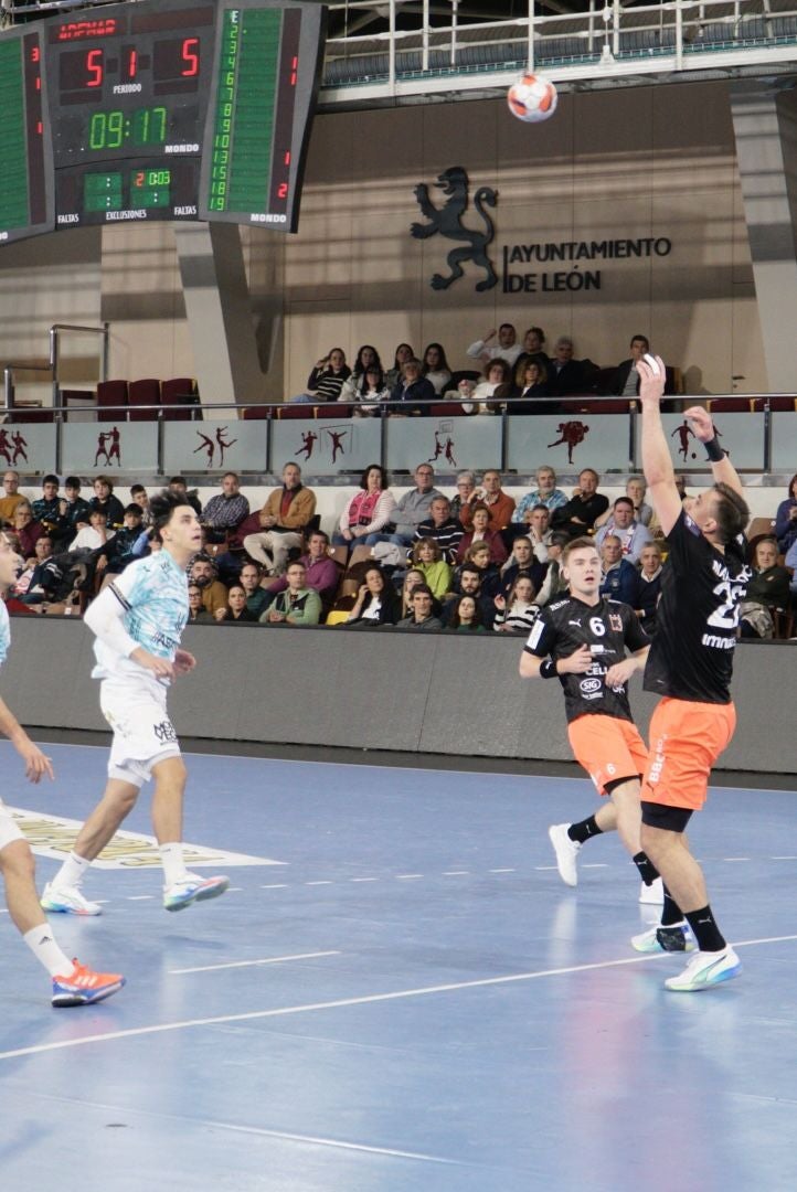 Las mejores imágenes del épico triunfo del Ademar ante el Kadetten