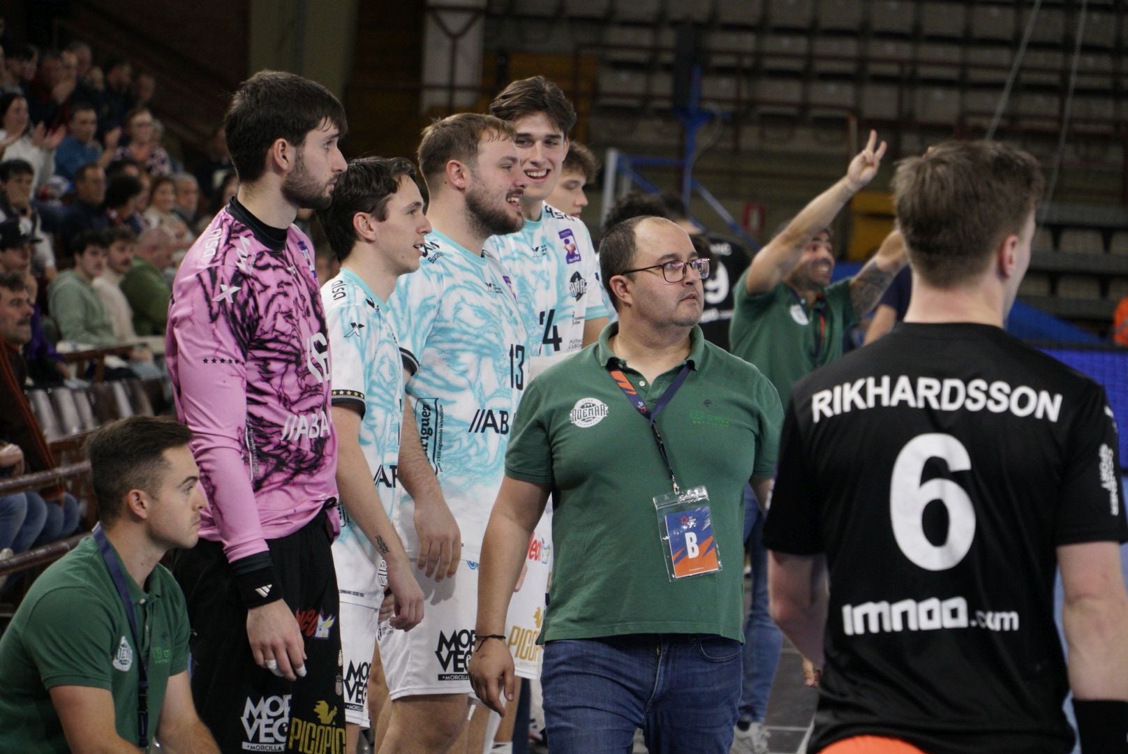 Las mejores imágenes del épico triunfo del Ademar ante el Kadetten