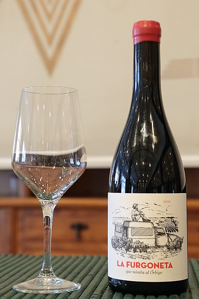 «La Furgoneta que miraba al Órbigo»