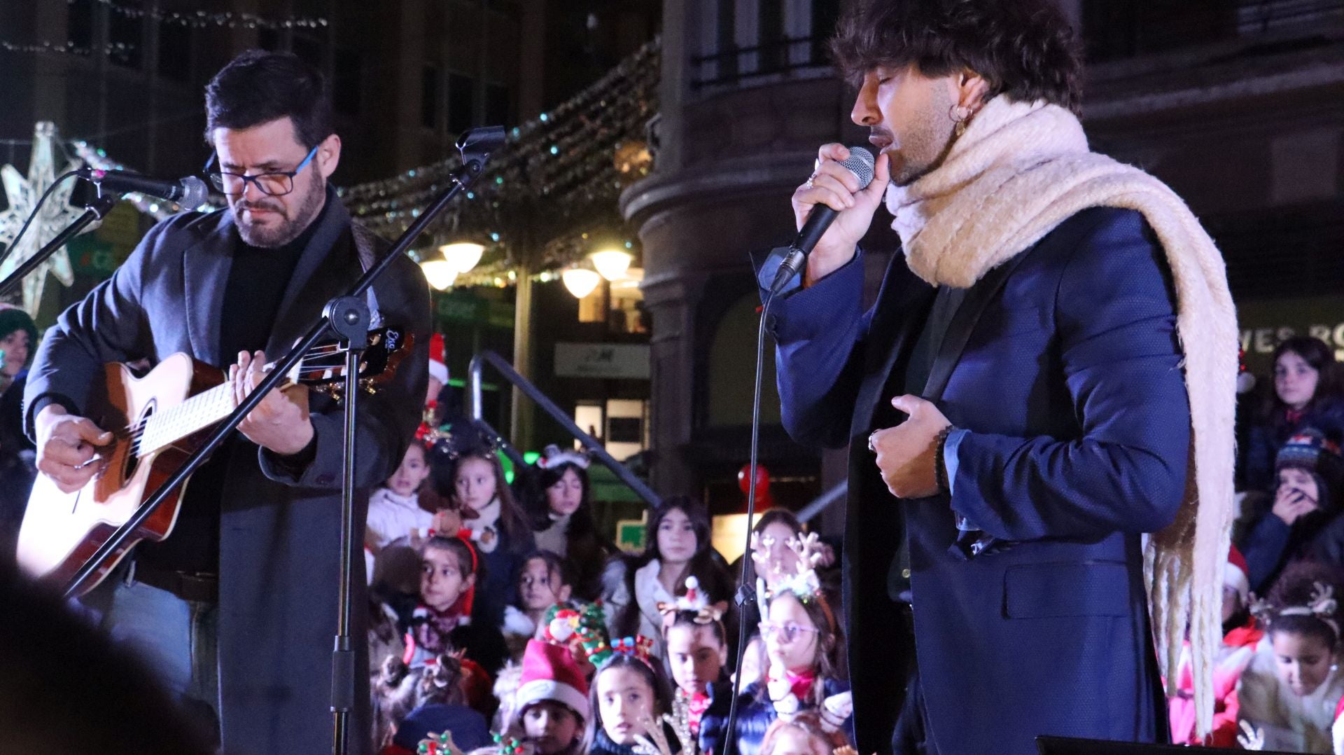 Así ha sido el encendido navideño en la ciudad de León