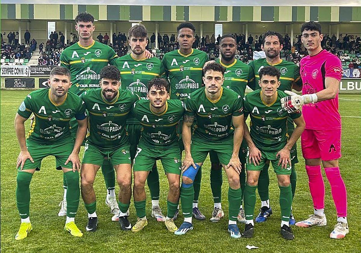 Once del Atlético Astorga en Segovia.