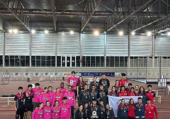 Imagen de los clubes del podio.