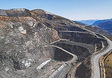 Un catedrático emérito aborda la impronta histórica de la minería en el paisaje leonés